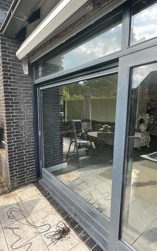 verven schilderen schuifpui ramen deuren renovatie houtrot reparatie